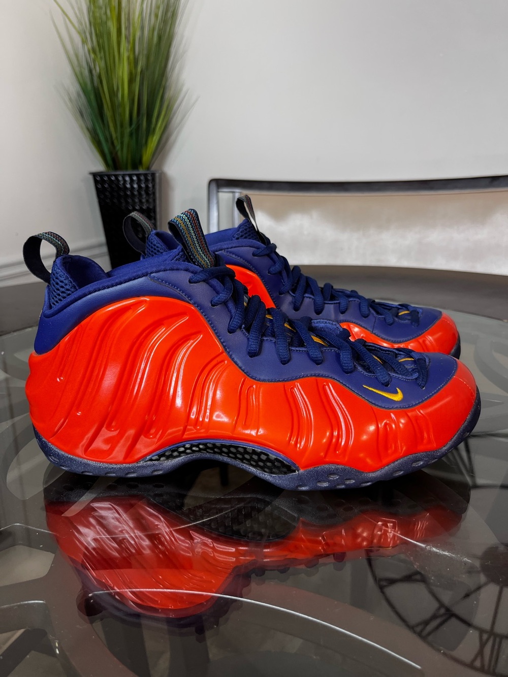 Nike Air Foamposite One
Rugged Orange Men's High Top Sneakers Blue/Orange Sz 12